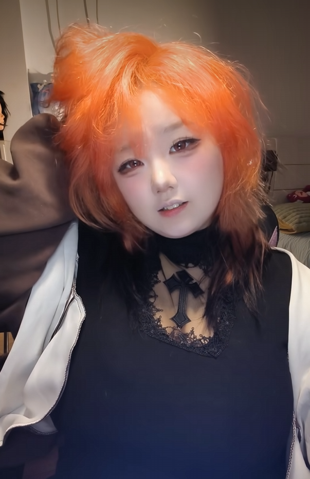 b站cos区著名bbw主播吃亿口鱼崽大型精分现场