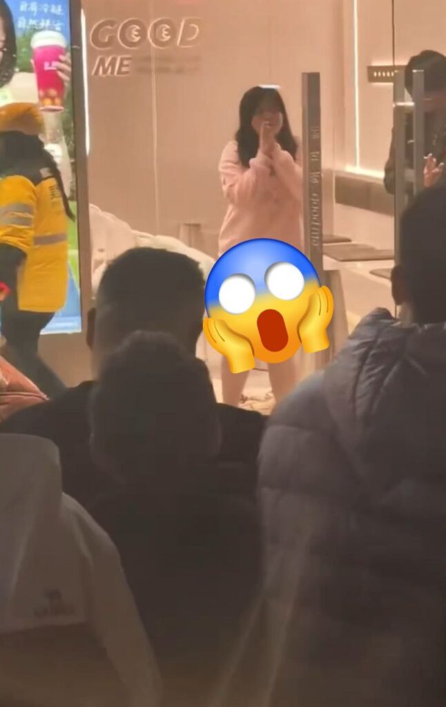古茗扔茶再上热搜平邑莲花山古茗扔茶一女子分手崩溃果奔