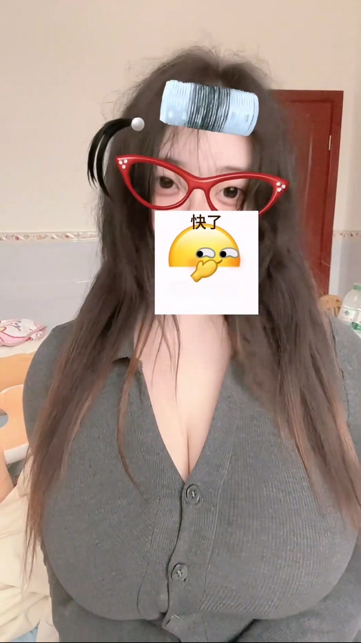 4万粉丝抖音网红铃铛超大杯二次元萌妹私拍福利视频