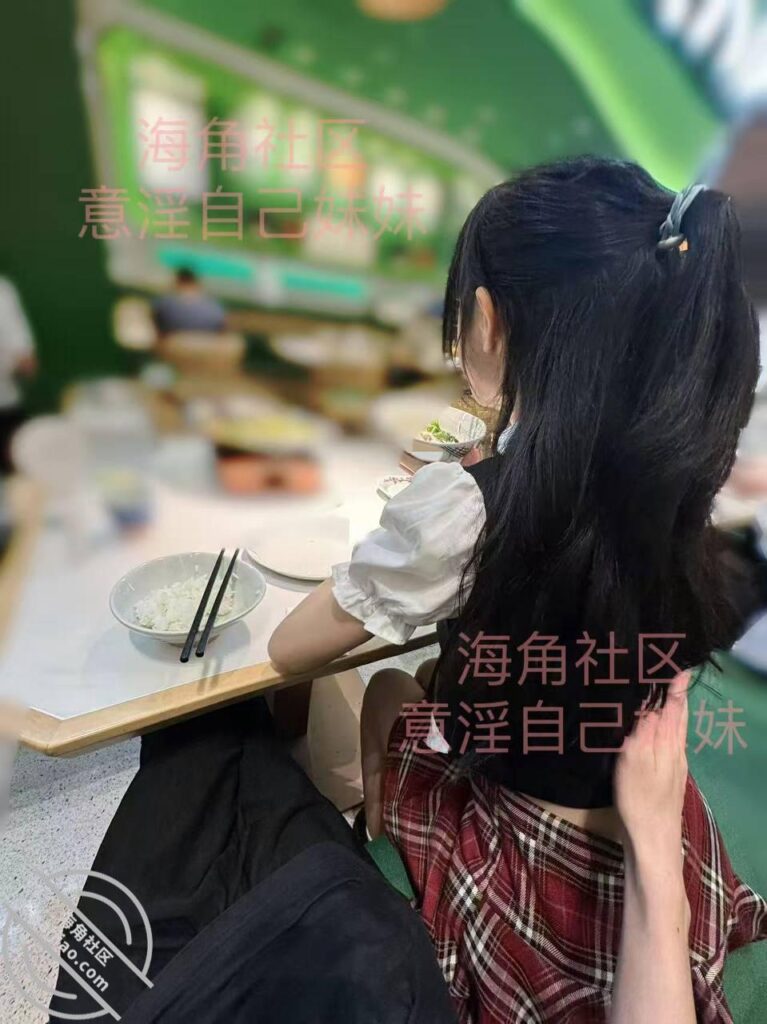 至151章节[长篇连载:意银自己妹妹]看着妹妹跟另外着姐妹进了房间就开始幻想-来自海角社区的真实故事经历