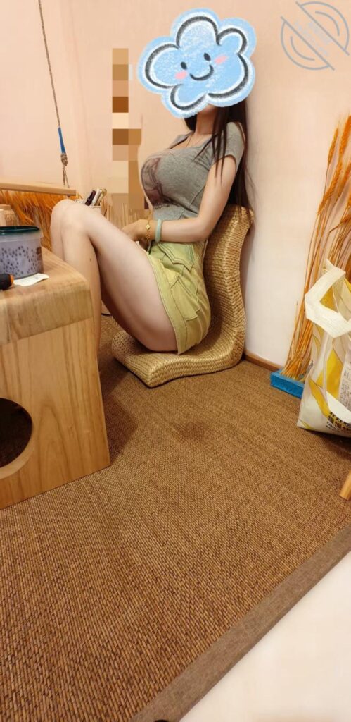 至101章节[长篇连载:亲姐的诱惑]外表这么清纯的一个女人在自己弟弟面前是这样的—来自海角社区的真实故事经历