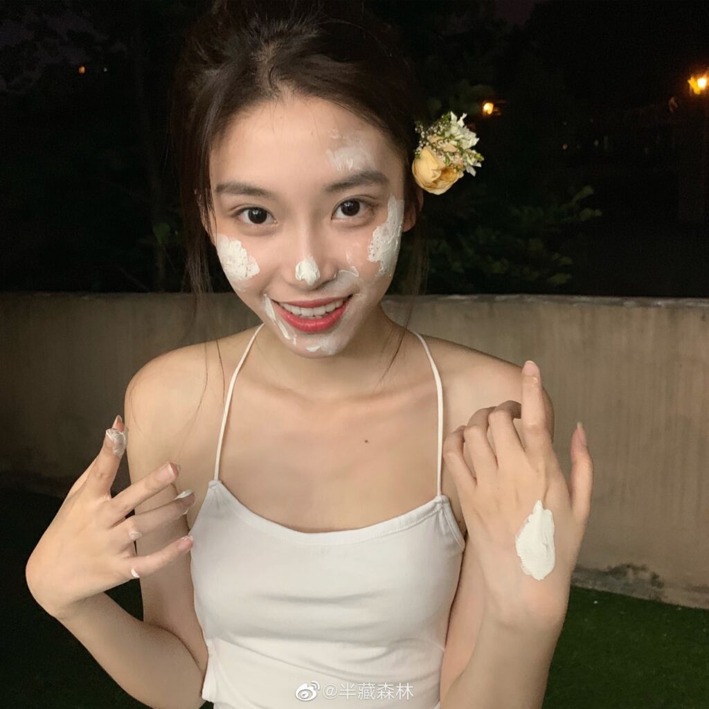 刘阳出轨半藏森林事件又等热搜阿沁直播曝细节