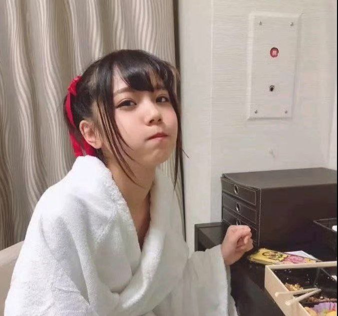 日本清纯地下偶像樋口彩真身曝光曾是av顶级女友永野一夏