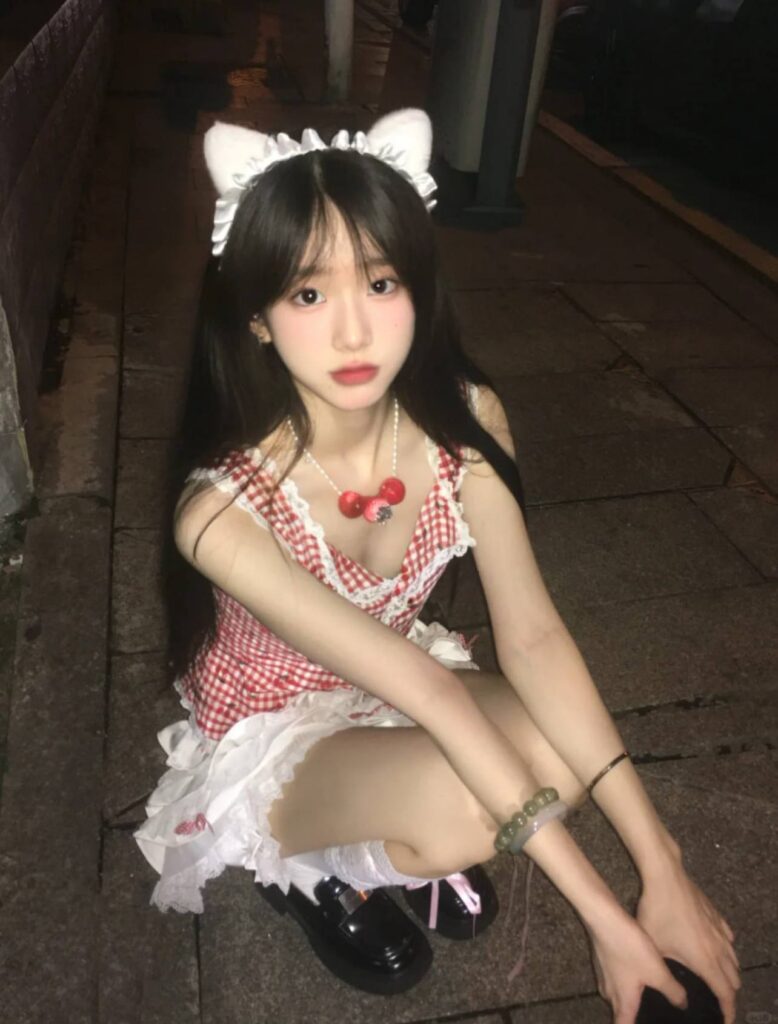 福利姬秽土重生抖音58万粉丝网红米娜学姐真身被扒
