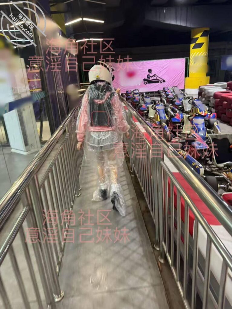 至151章节[长篇连载:意银自己妹妹]看着妹妹跟另外着姐妹进了房间就开始幻想-来自海角社区的真实故事经历