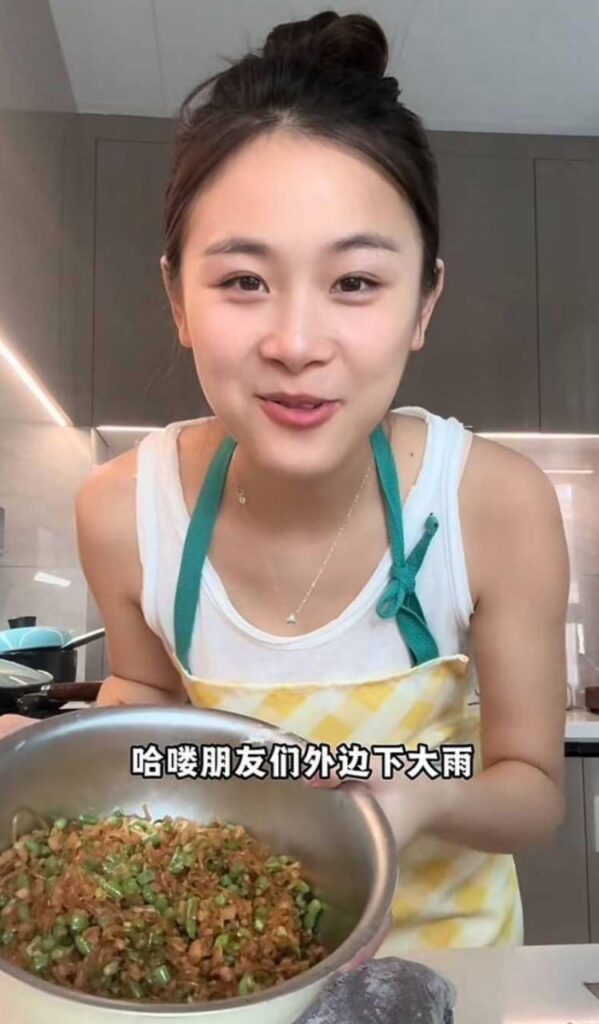 网传80万粉丝抖音网红倩倩农家园单身人设被拆