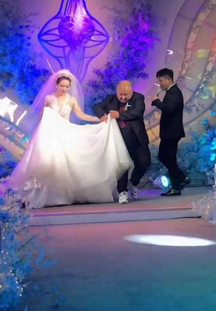 快手千万粉丝网红老狗塌房始末妻子白羽自曝家丑婚内出轨女徒弟