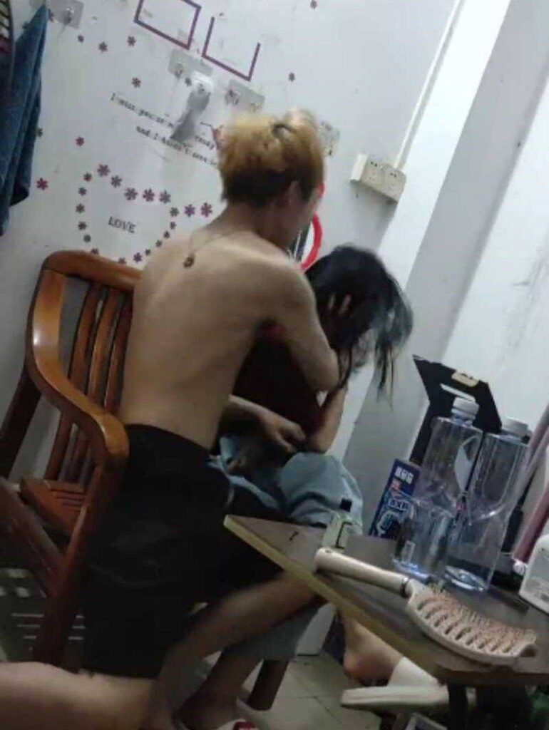 国服玄策第二人花臂小伙暴打女友真心喂了狗终究还是错付了