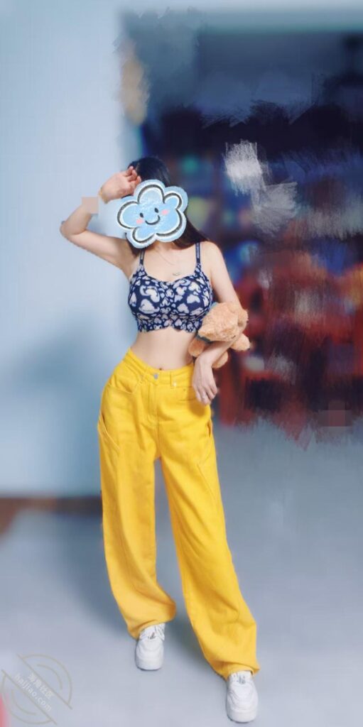 至101章节[长篇连载:亲姐的诱惑]外表这么清纯的一个女人在自己弟弟面前是这样的—来自海角社区的真实故事经历