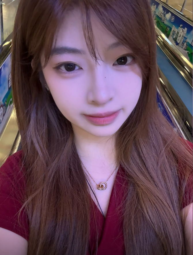 10万粉丝抖音男网红小木的木惨遭前女友实锤睡粉劈腿