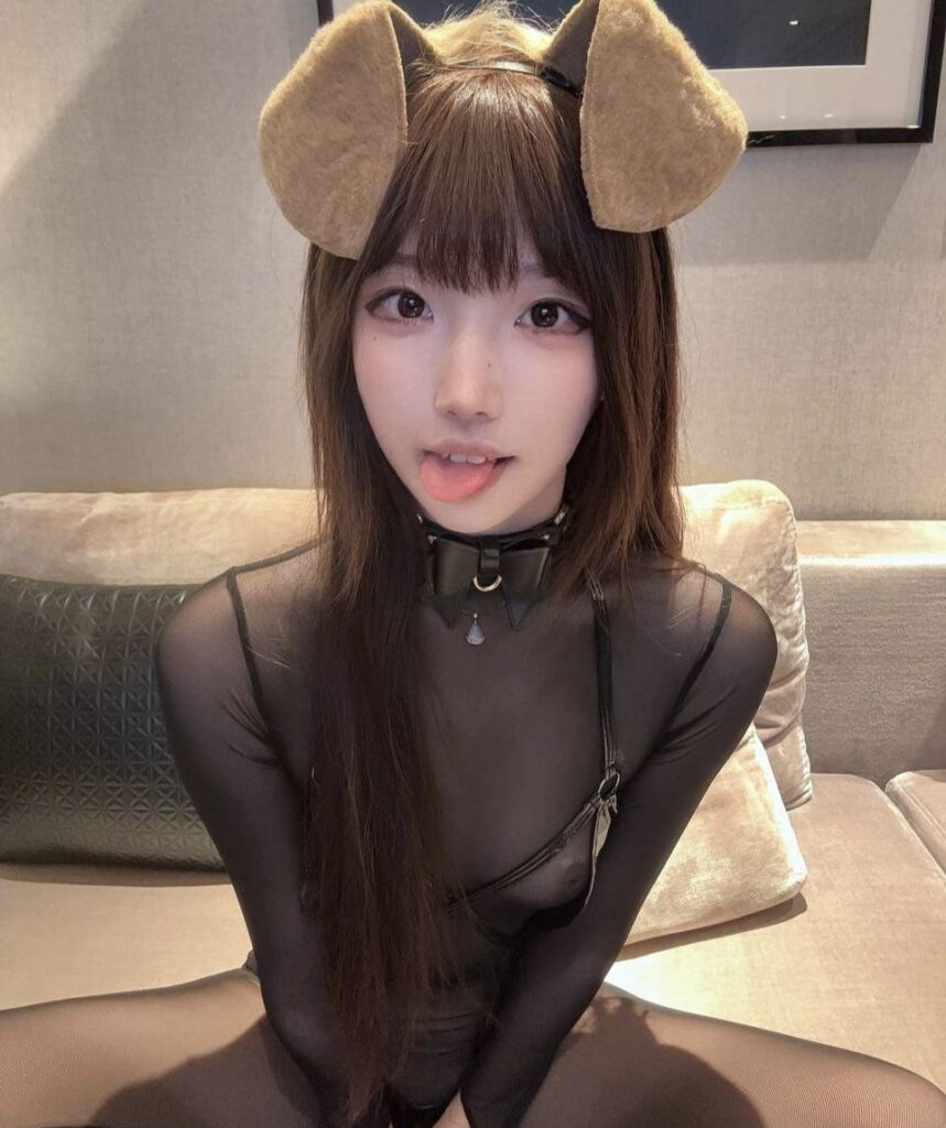 微博推特美少女福利姬菠萝酱大尺度视频流出