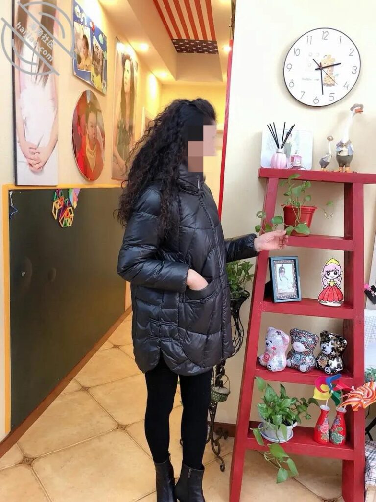[长篇连载:隔壁老王爱少妇]平常保养的也很好看起来就像个20岁的姑娘-来自海角社区的真实故事经历