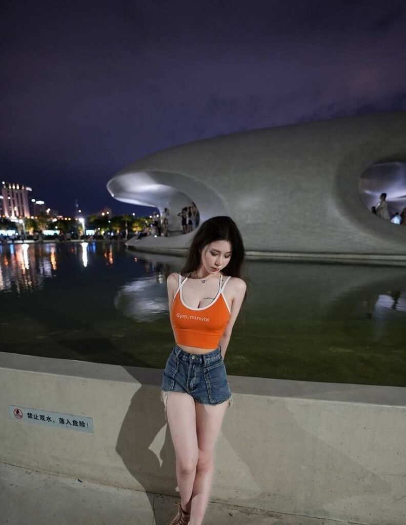 实锤江西梁鲜梁白眼好闺蜜背刺借钱借车还要借男友