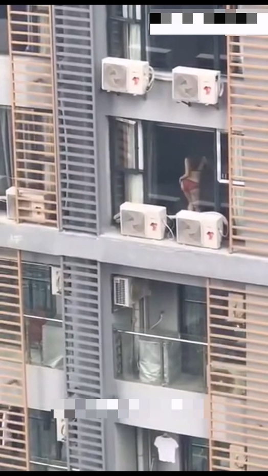 起得早还有攒劲节目抖音主播阳台比基尼热舞被围观
