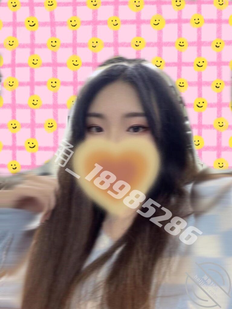[长篇连载:美腿表姐是丝袜控]被前男友滋润的她反正看的我眼睛发直-来自海角社区的真实故事经历