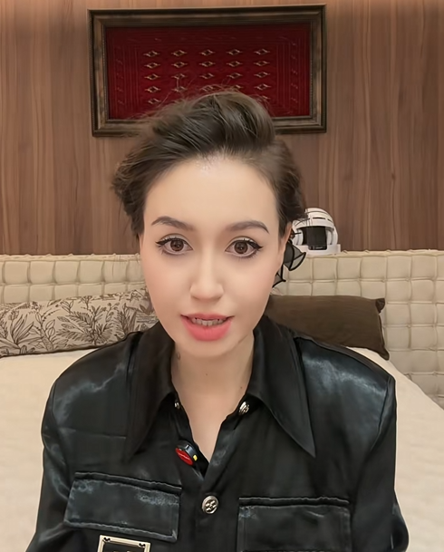 新疆网红大小Sadakat合作出轨插足婚姻被原配女儿曝光