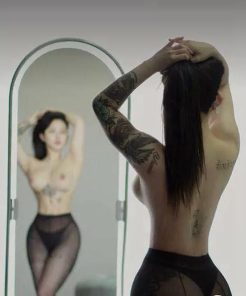 抖音200万粉丝第一健身网红女神宋昱欣高价私拍扔钉视频曝光！