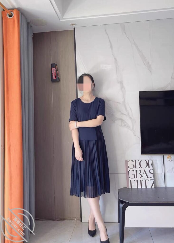 [长篇连载:隔壁老王爱少妇]平常保养的也很好看起来就像个20岁的姑娘-来自海角社区的真实故事经历