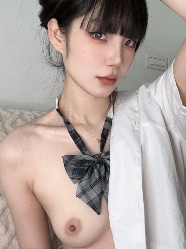 微博推特高颜值福利姬小瓜陆大尺度私拍流出