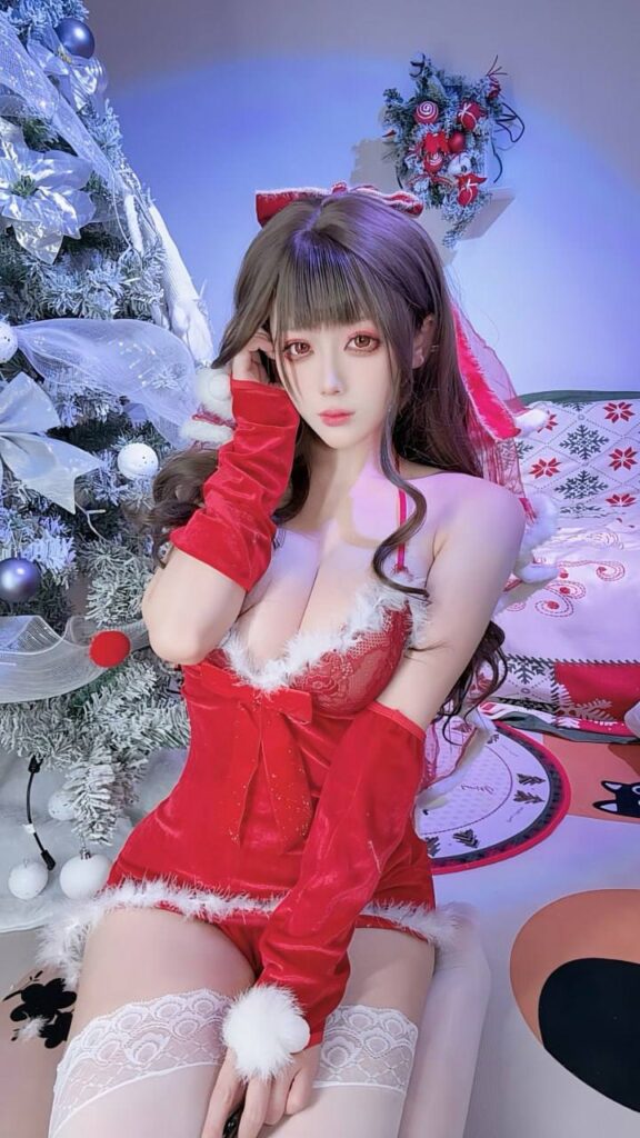 37万粉丝抖音coser福利姬九言是什么鸽子圣诞节福利流出
