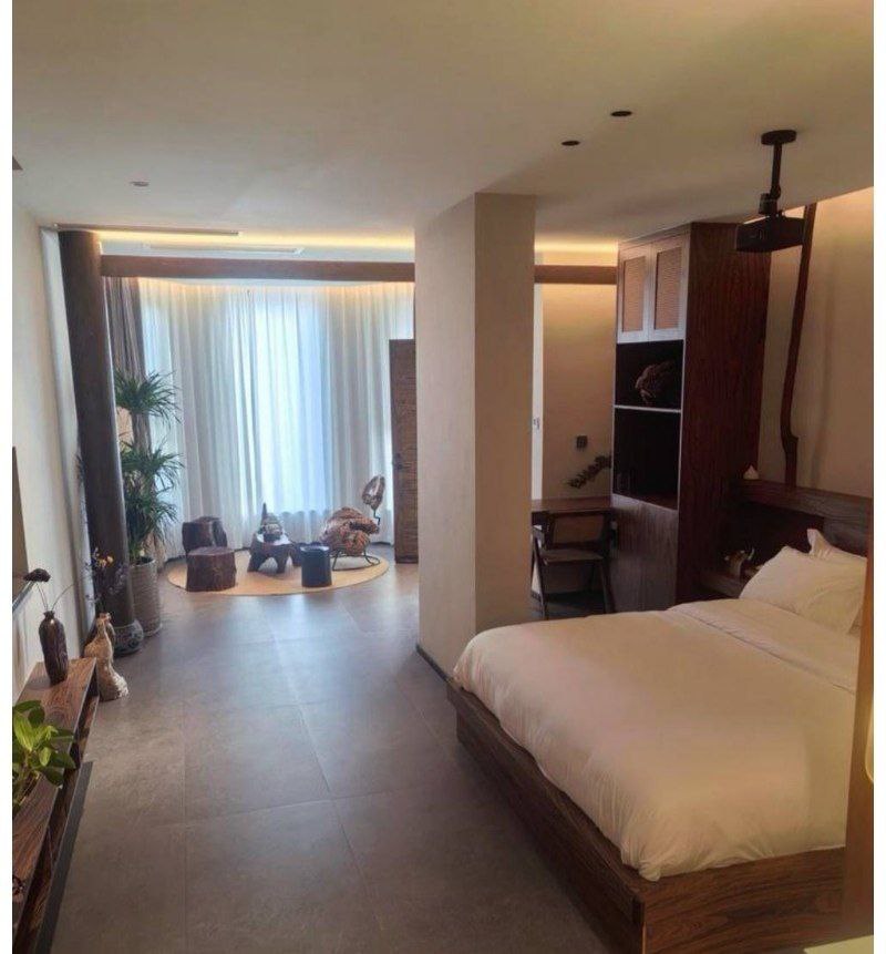 云南玉溪农业副局长张颖被前妻举报出轨银行员工陈捷妤