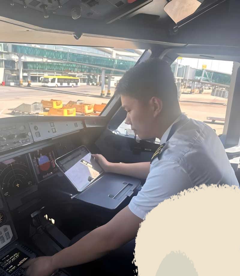 山西运城春秋航空阉割门副驾李俊杰出轨空姐被割下体