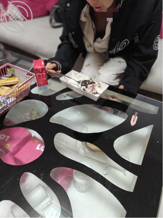 [长篇连载:长腿女儿丽丽]女儿还有一点恋父情结加深了我的欲望-来自海角社区的真实故事经历