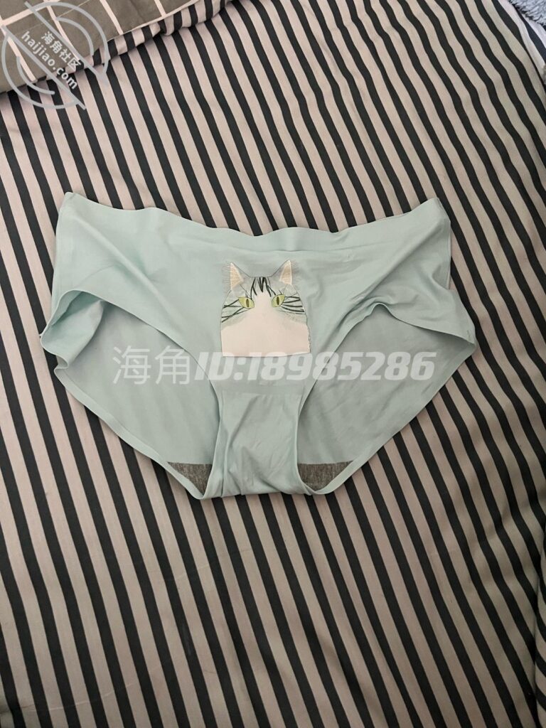 [长篇连载:美腿表姐是丝袜控]被前男友滋润的她反正看的我眼睛发直-来自海角社区的真实故事经历
