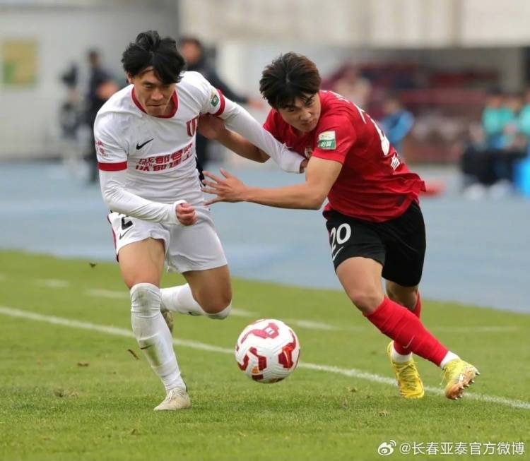 还有高手国足迎来至暗时刻亚泰u21球员刘议阳出轨事件