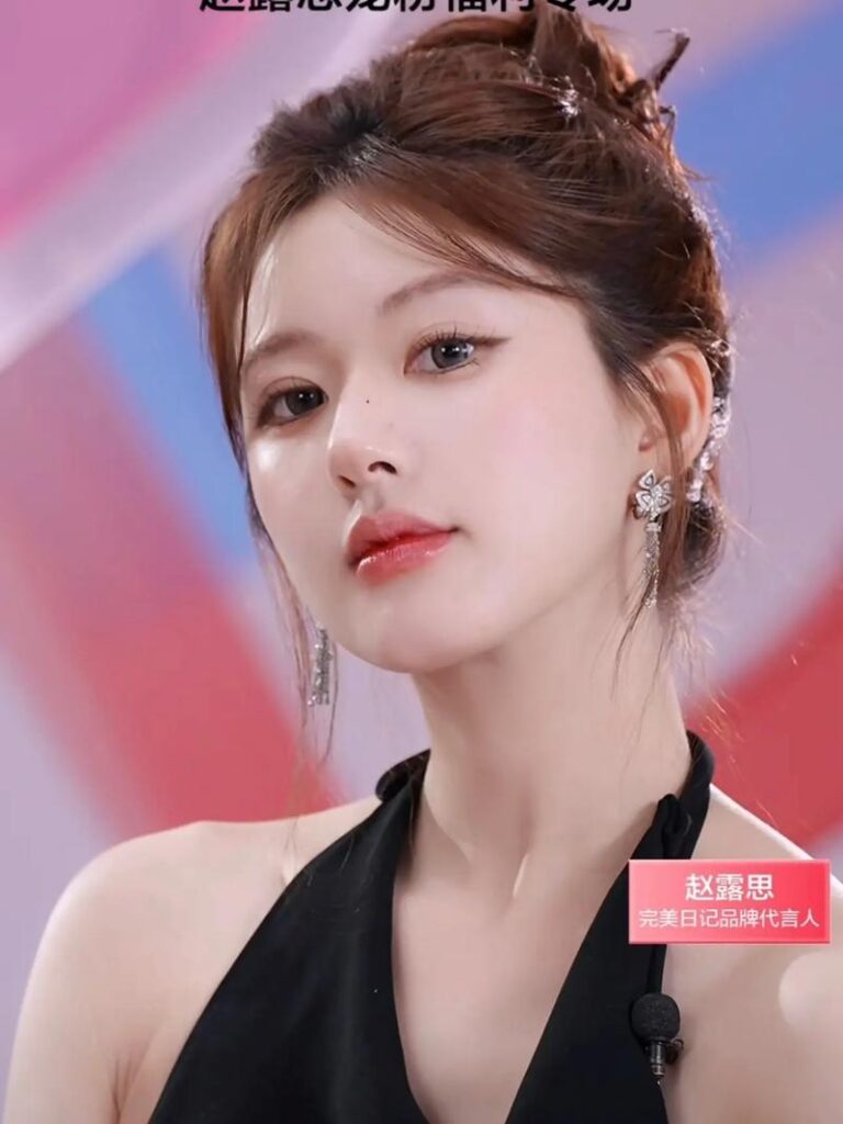 赵露思跨年夜精准踩雷蚊子舞掀起内娱粉丝混战
