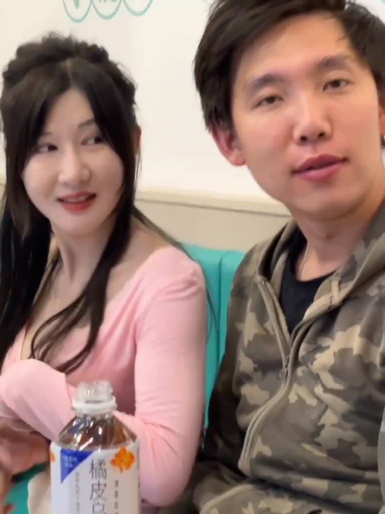 打架打出圈上海长寿路餐厅上演全武行极品大杯御姐现场对波