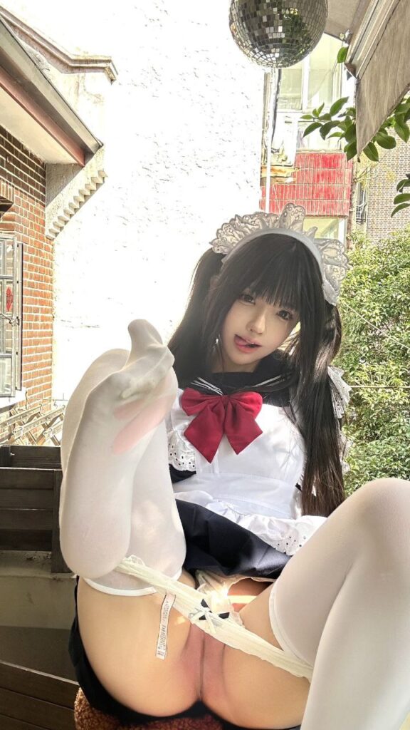 微博推特新晋纯欲风福利姬香风智乃定制福利流出
