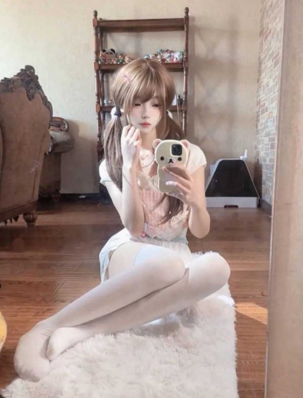 微博推特神人福利姬小远ovo自制嫖客vlog短视频刷爆网络